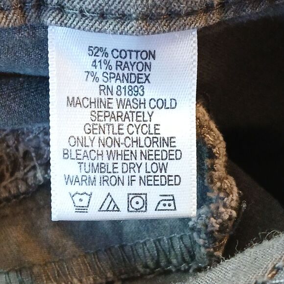 Issac Mizrahi Gray Pants - Picture 4 of 9